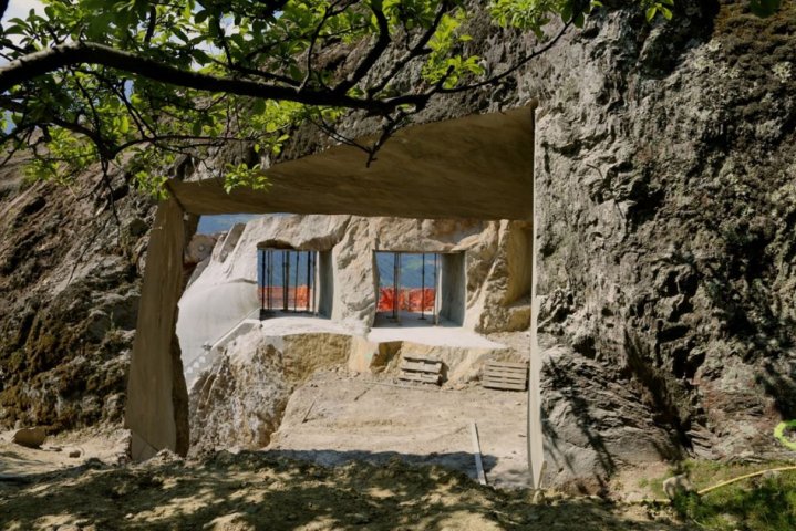 haus_im_felsen_reinhold_messner_2014-11-14_06_albrecht_auer.jpg